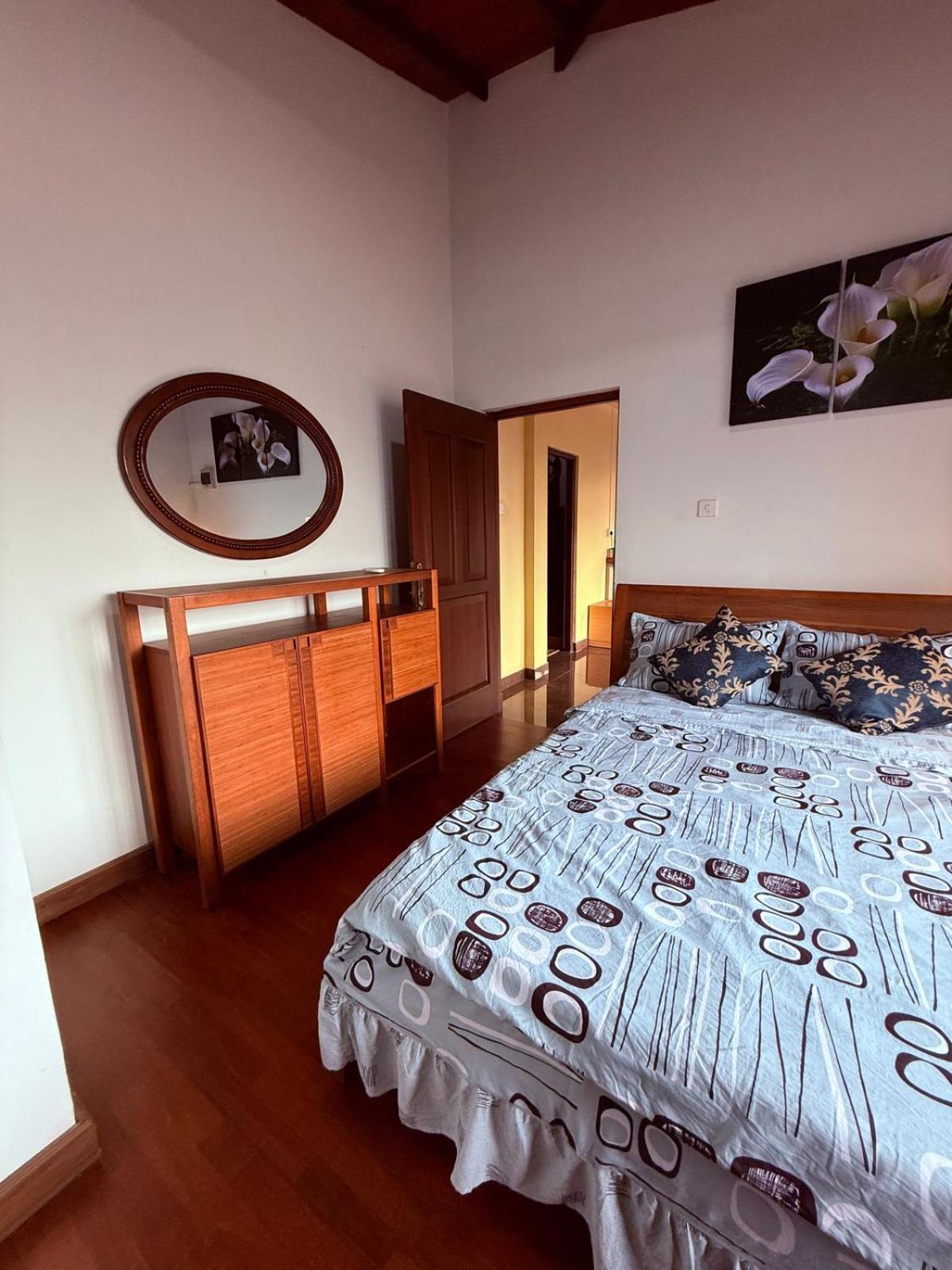 Resident View Homestay Канді Екстер'єр фото
