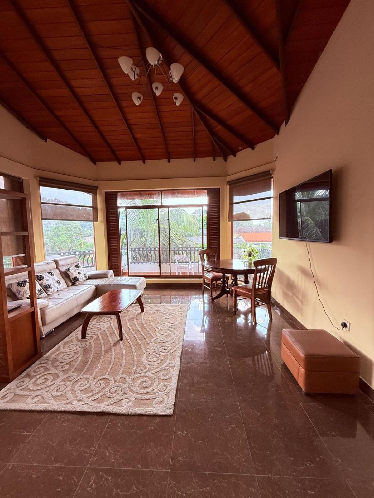 Resident View Homestay Канді Екстер'єр фото