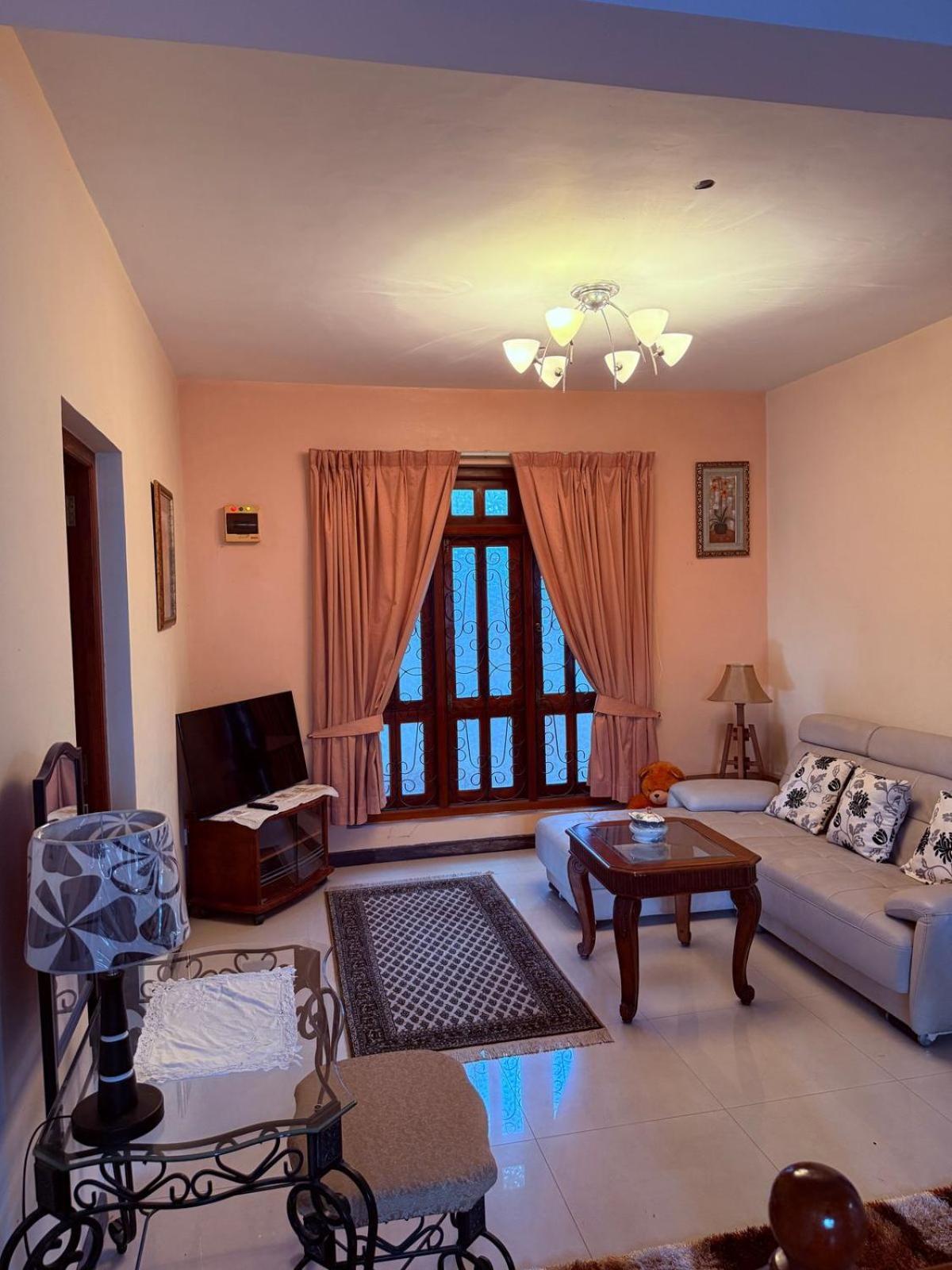 Resident View Homestay Канді Екстер'єр фото