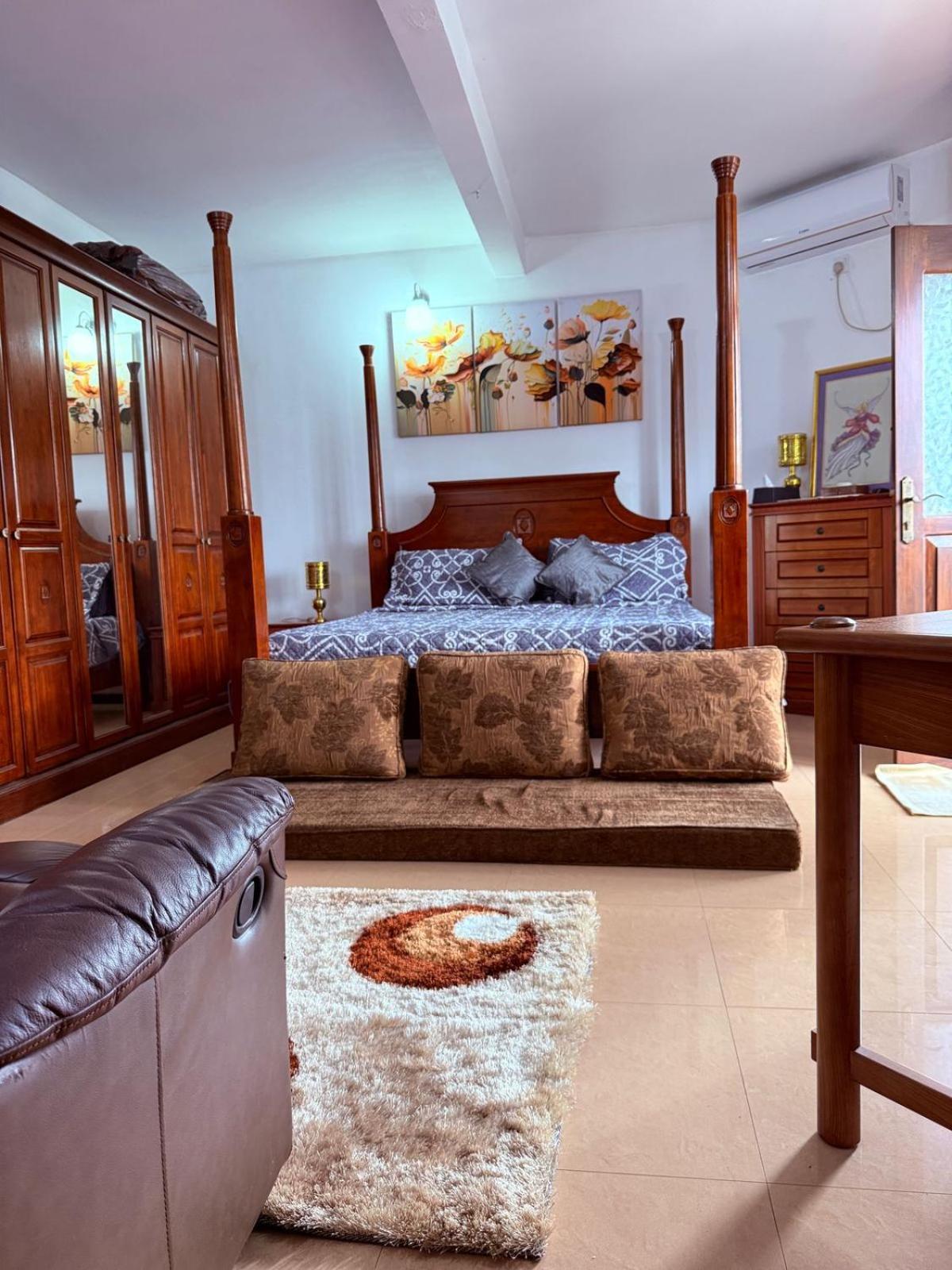 Resident View Homestay Канді Екстер'єр фото
