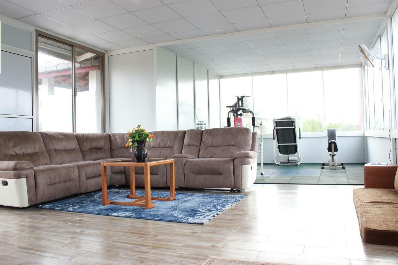 Resident View Homestay Канді Екстер'єр фото